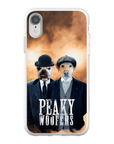 Funda personalizada para teléfono con 2 mascotas 'Peaky Woofers'