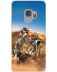 Funda personalizada para teléfono con 3 mascotas 'The Motocross Riders'