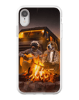 Funda personalizada para teléfono con 2 mascotas 'The Campers'